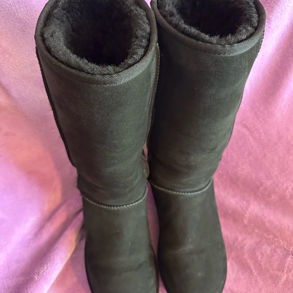 Ugg Women’s Classic Tall II Boots Size9 - Picture 5 of 6